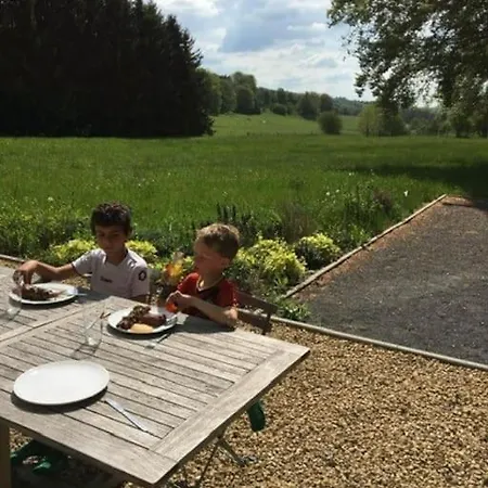 Charmante Gentilhommiere Vakantiehuis Daverdisse